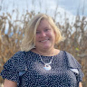 Meet your Posher, Joy